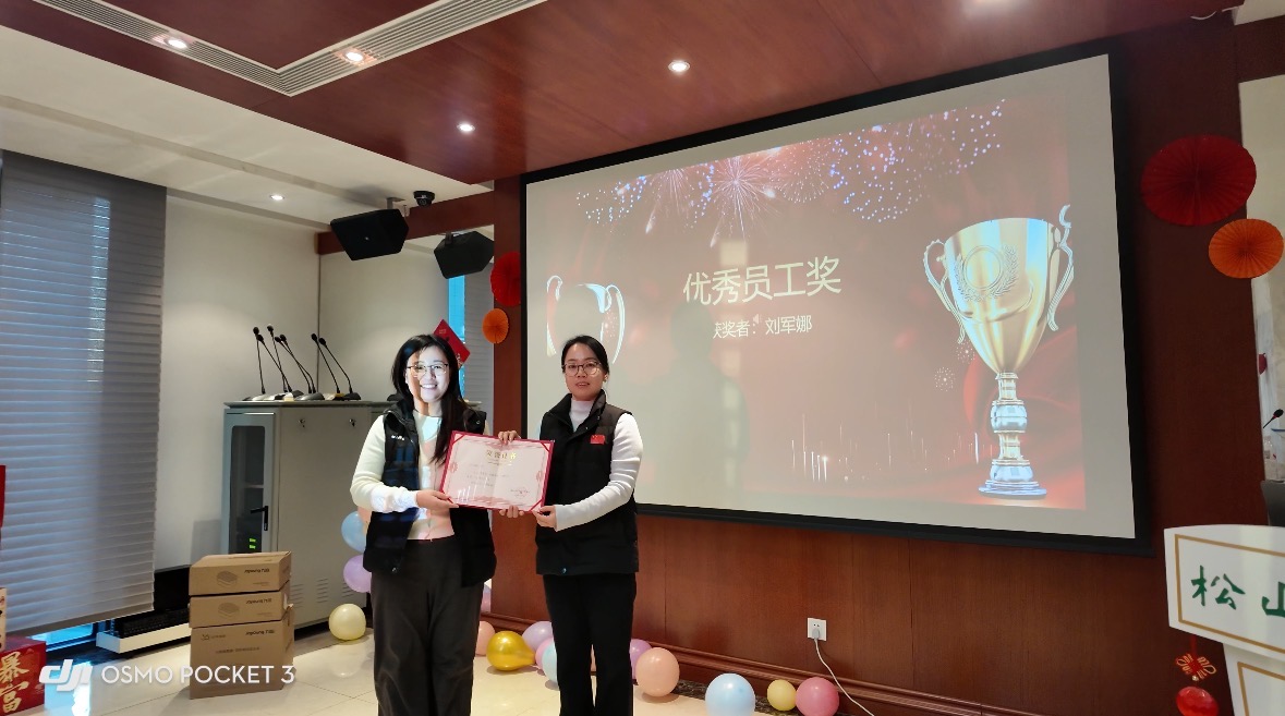 12516905.jpg 95df0bb9454730cce7170fd9cf3d7288.jpg