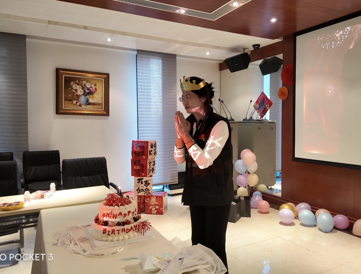 76958481.jpg 5a12a91e4eb50d7311f01f4b997d2605.jpg