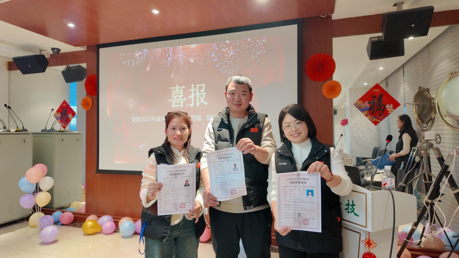 90616590.jpg 81c8af751588e5144ef90e531da7210c.jpg